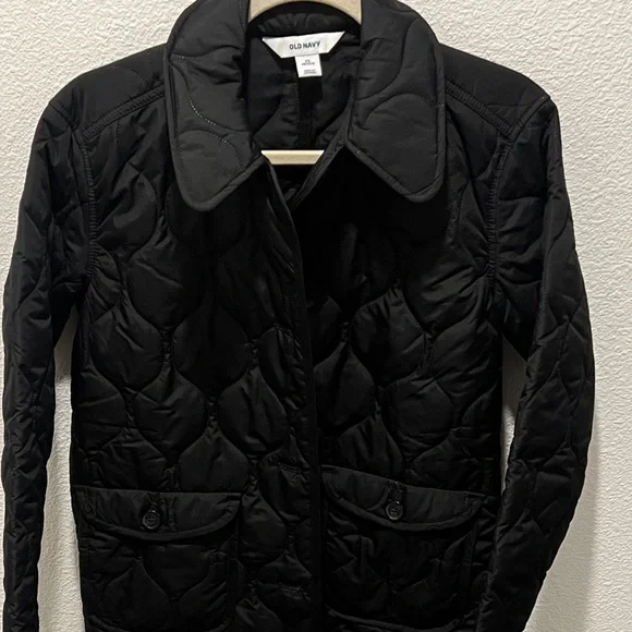 Old Navy Black Quilted Puffer Coat - Picture 2 of 5